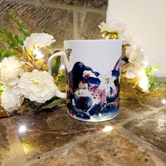 Gothic Halloween coffee mug - Picture 2 of 4